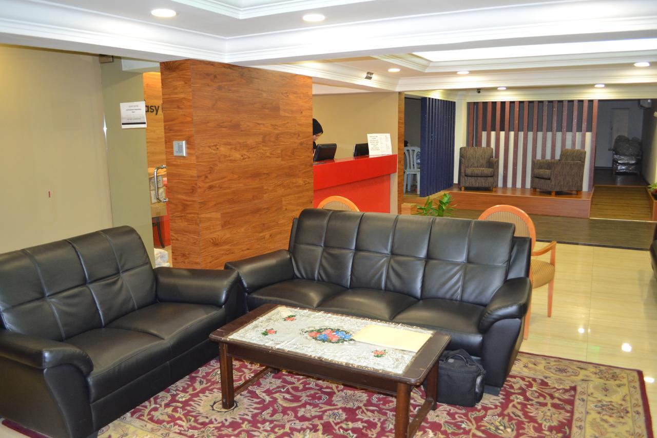 Eazy Hotel At Ampang Batu Empat Exterior foto